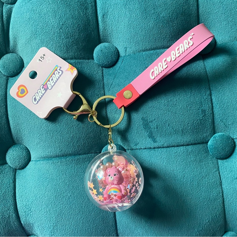 NWT Care Bears keychain globe - pink
